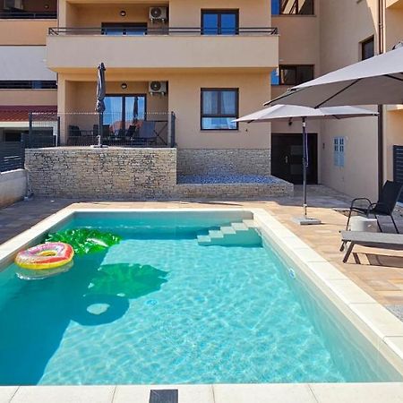 Apartment Bluemare B3 With Shared Pool Ližnjan Buitenkant foto
