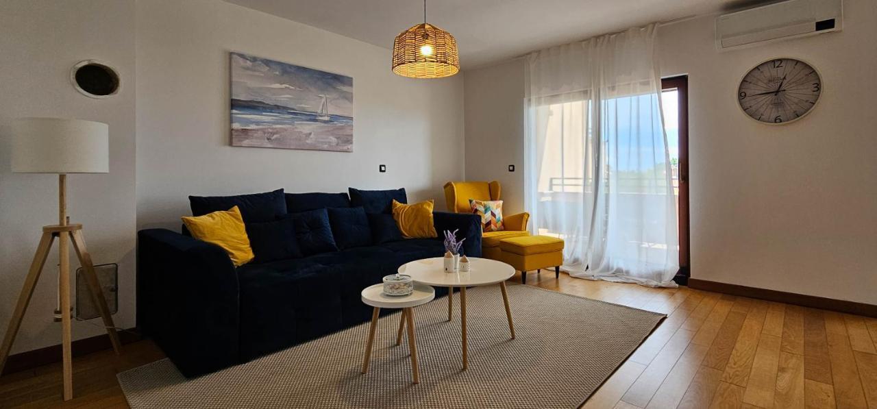Apartment Bluemare B3 With Shared Pool Ližnjan Buitenkant foto