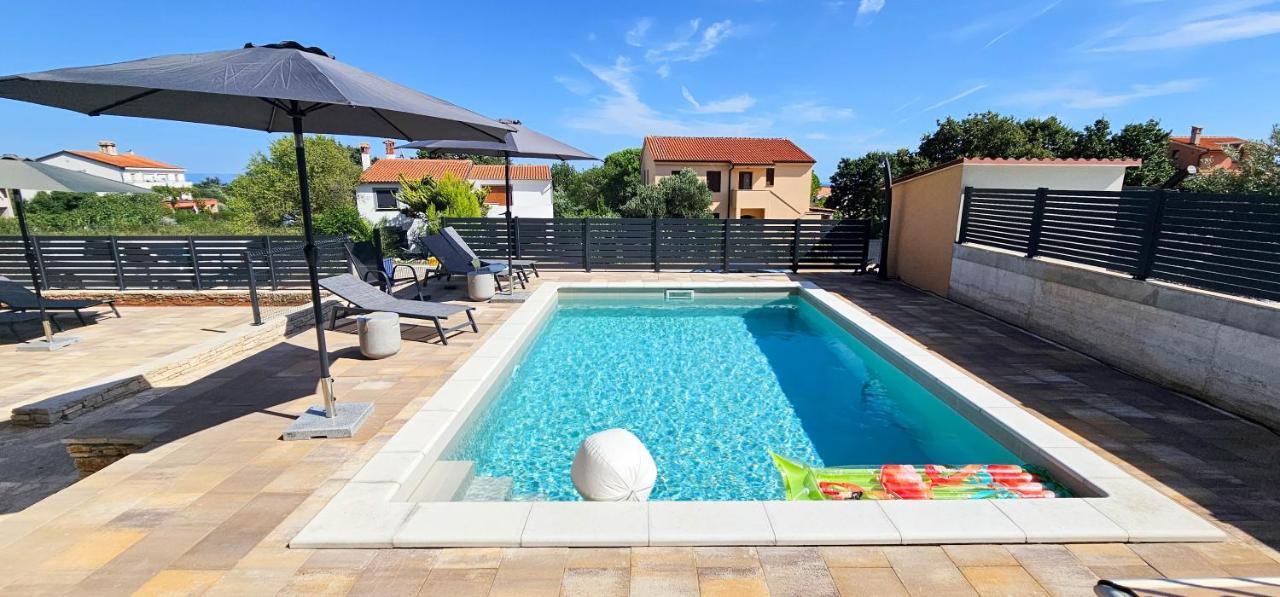 Apartment Bluemare B3 With Shared Pool Ližnjan Buitenkant foto